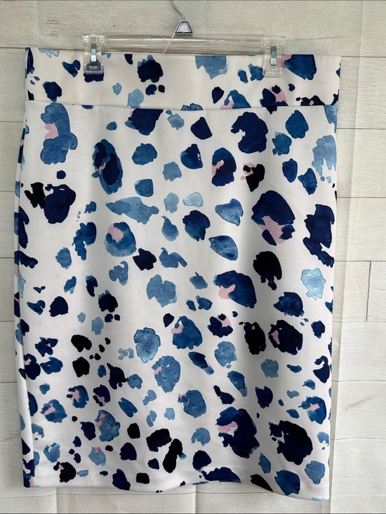 Eloquii Dresses & Skirts - Eloquii Blue & Pink Watercolor Leopard Print Plus Size 16 Skirt